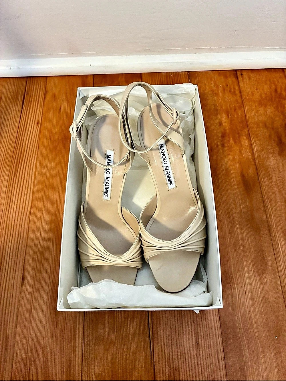 Manolo Blahnik Strappy Heels US 6